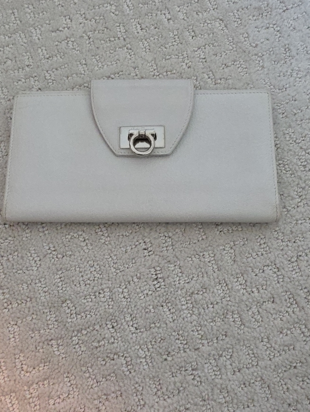 Ferragamo Elegant Cream Clutch Wallet with Silver Hardware